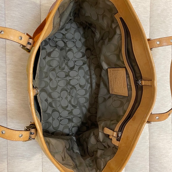 Vintage Coach bag 👜 - Picture 12 of 13